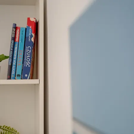Apartmán Spacious 2-bedroom In By Rent Like